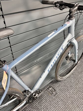 Testovaný bicykel Ghost Urban Asket AL Grey/Blue 2023