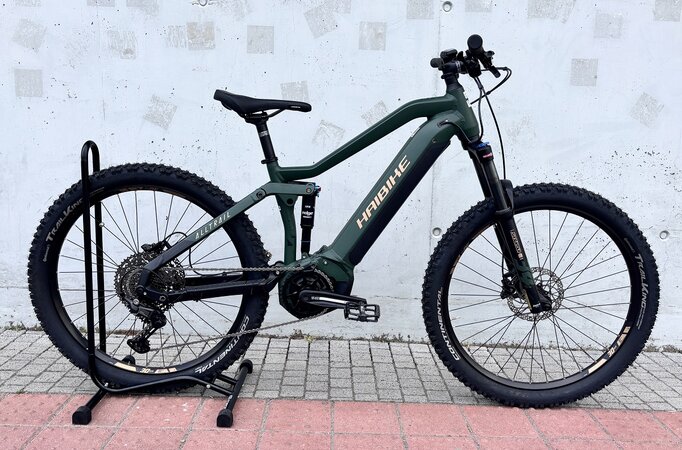 Testovaný elektrobicykel Haibike Alltrail 4 Matt Green/Metal Gold/Black 2023