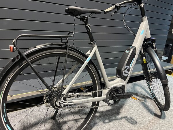 Testovaný Elektrobicykel Kellys Estima 70 White