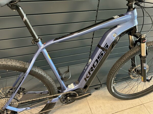 Testovaný elektobicykel Kross Level Boost 2.0 Blue/Black 2021