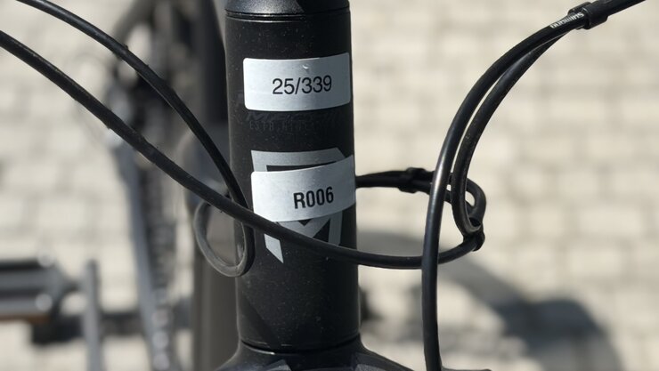 Testovaný elektrobicykel Rock Machine