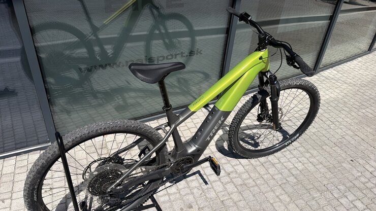 Testovaný elektrobicykel Trek Powerfly+ 4 Gen 5 Matte Mercury/Gloss Power Surge 2026 R044