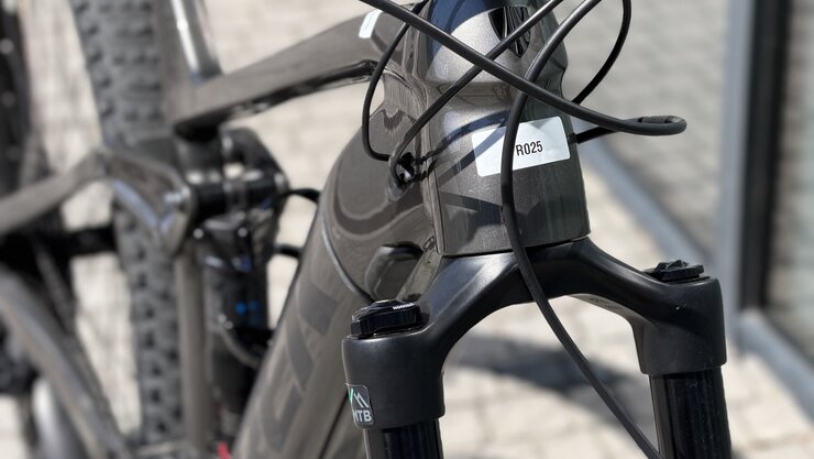Testovaný elektrobicykel Trek Rail+ 5 625W Gen 3 Mercury 2024 R025