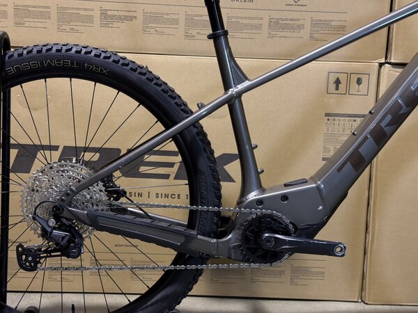 Testovaný elektrobicykel Trek Marlin+ 8 Mercury 2025