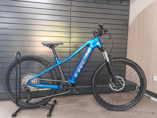 Testovaný Elektrobicykel Trek Powerfly 4 625 Wh Gen 4 Gloss Alpine/Gloss Lithium 2023