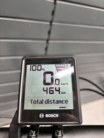 Testovaný elektrobicykel Trek Powerfly 5 Gen 4 Lava/Lithium Grey 2023