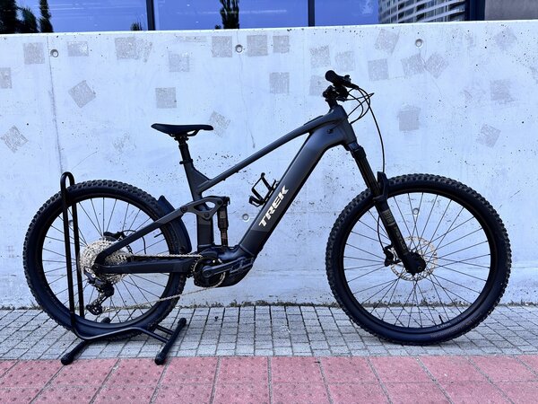 Testovaný elektrobicykel Trek Rail+ 5 Gen 5 Lithium Grey 2025 L