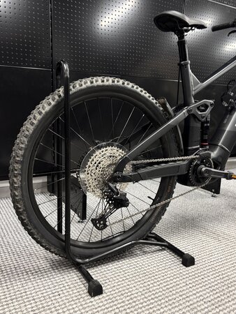 Testovaný elektrobicykel Trek Rail+ 5 Gen 5 Lithium Grey 2025 XL