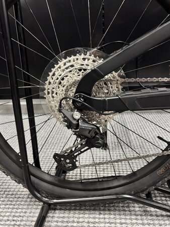 Testovaný elektrobicykel Trek Rail+ 5 Gen 5 Lithium Grey 2025 XL