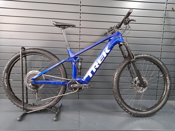 Testovaný elektrobicykel Trek Rail+ 9.5 Gen 4 Hex Blue 2023