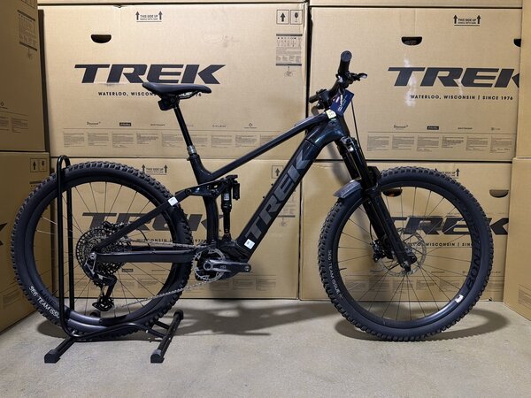 Testovaný elektrobicykel Trek Rail 9.9 X0 AXS T-Type Gen 4 Deep Smoke 2024