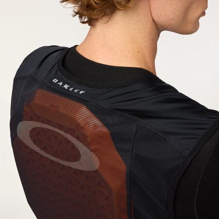 Chránič chrbtice Oakley Snowbound D3O Back Guard Vest Blackout