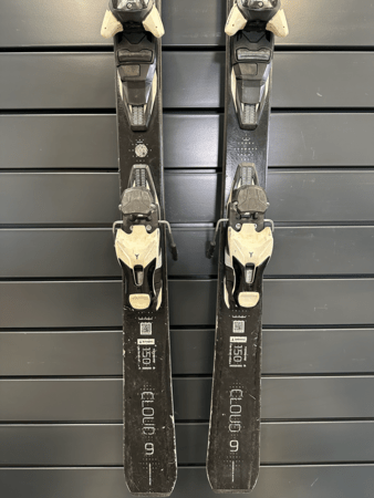 Používané lyže Atomic Cloud 9