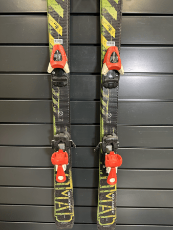 Používané lyže Atomic Nomad