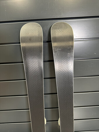 Používané lyže Atomic Race 7