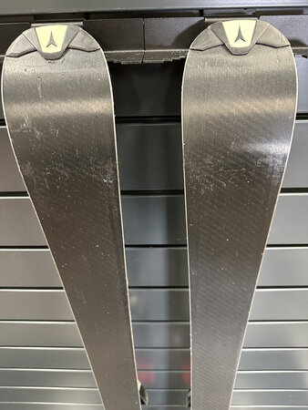 Používané lyže Atomic Race 8 T5