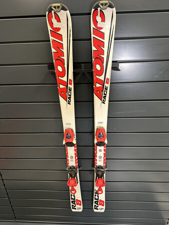 Používané lyže Atomic Race 8 T7