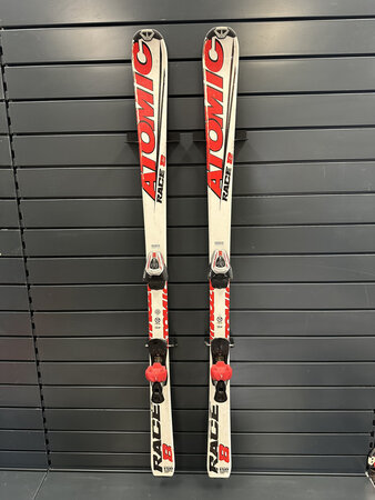 Používané lyže Atomic Race 8 T8