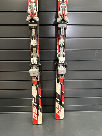 Používané lyže Atomic Race GS12
