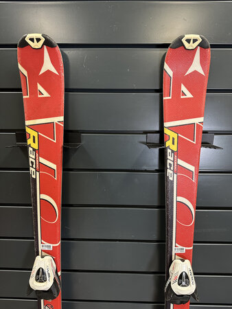Používané lyže Atomic Race