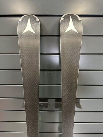 Používané lyže Atomic Redster X9s