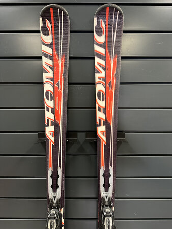 Používané lyže Atomic SX PRO