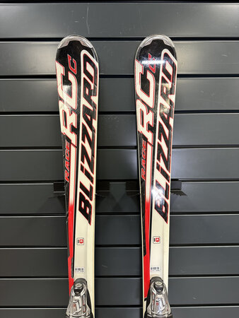 Používané lyže Blizzard RCC T2