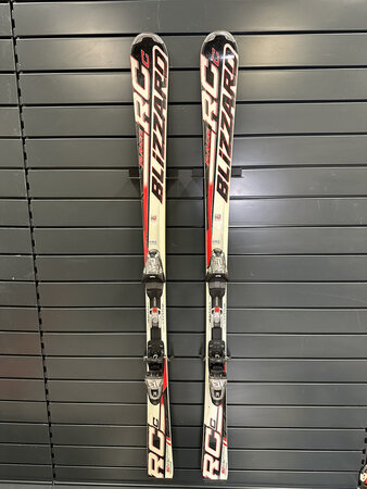 Používané lyže Blizzard RCC T2