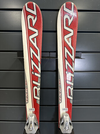 Používané lyže Blizzard RXK