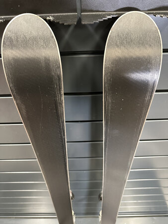 Používané lyže Blizzard RXK