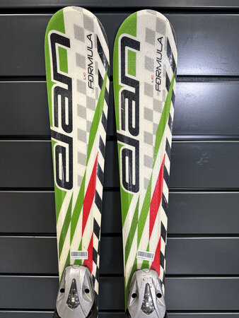 Používané lyže Elan Formula T2