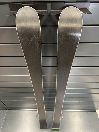 Používané lyže Elan Formula T6