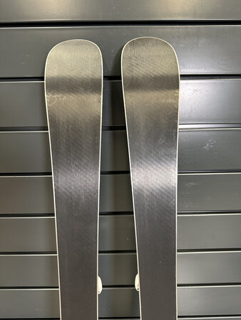 Používané lyže Elan Race