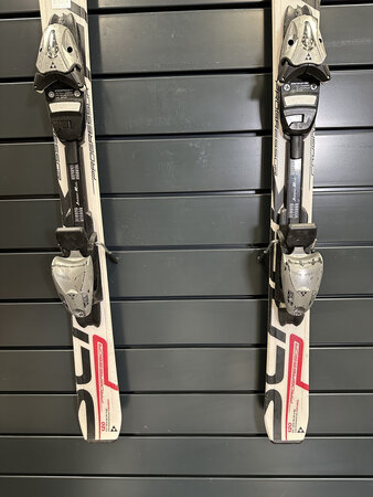 Používané lyže Fischer Progressor