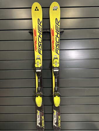 Používané lyže Fischer Race RC4