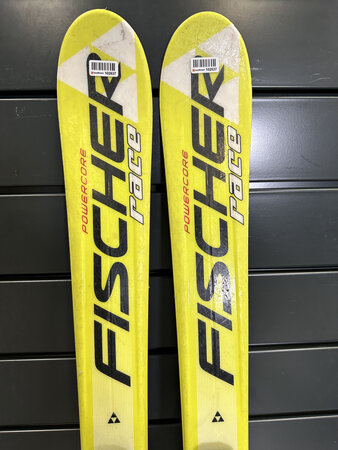 Používané lyže Fischer RC4 T4