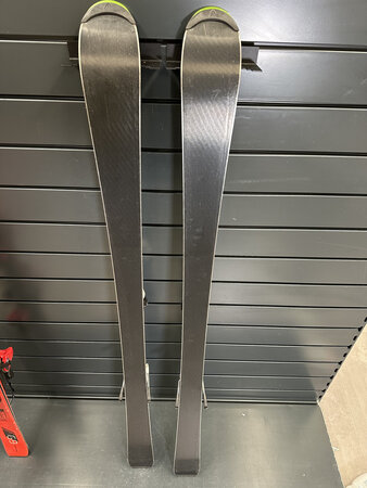 Používané lyže Head Supershape Pro