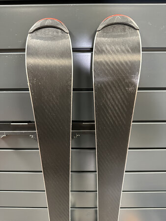 Používané lyže Head Supershape Team T9