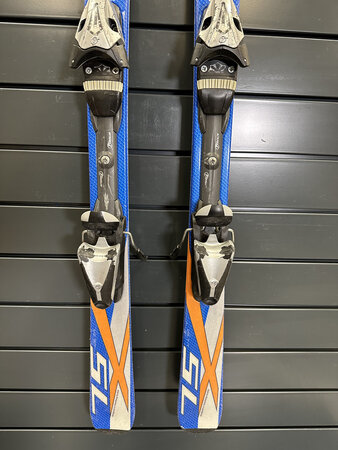 Používané lyže Head XRC T3