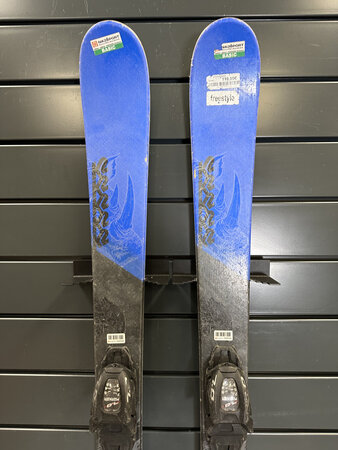 Používané lyže K2 Poacher