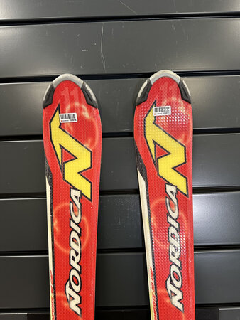 Používané lyže Nordica Team