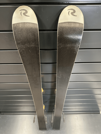 Používané lyže Rossignol Comp 9i