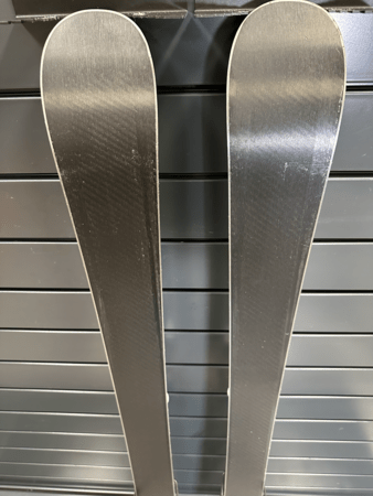 Používané lyže Rossignol Despicable Me