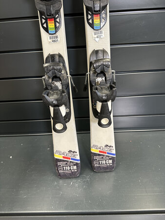 Používané lyže Salomon 24Hrs Race T2