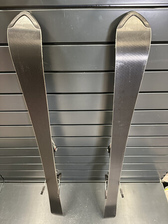 Používané lyže Salomon Fade