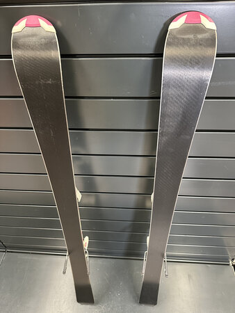 Používané lyže Tecno Pro Sweety T3