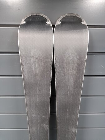 Používané lyže Atomic Cloud 9 19/20 T2