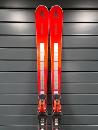 Testované Lyže Atomic Redster G9 Revoshock S 23/24