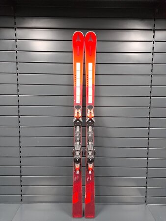 Testované lyže Atomic Redster G9 Revoshock S 23/24 T1