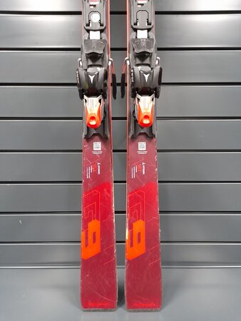 Testované lyže Atomic Redster G9 Revoshock S 23/24 T1